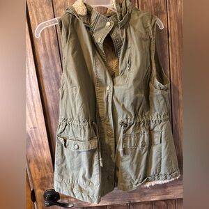 Love Tree Green Vest Fur Lined Hooded Military Size Large